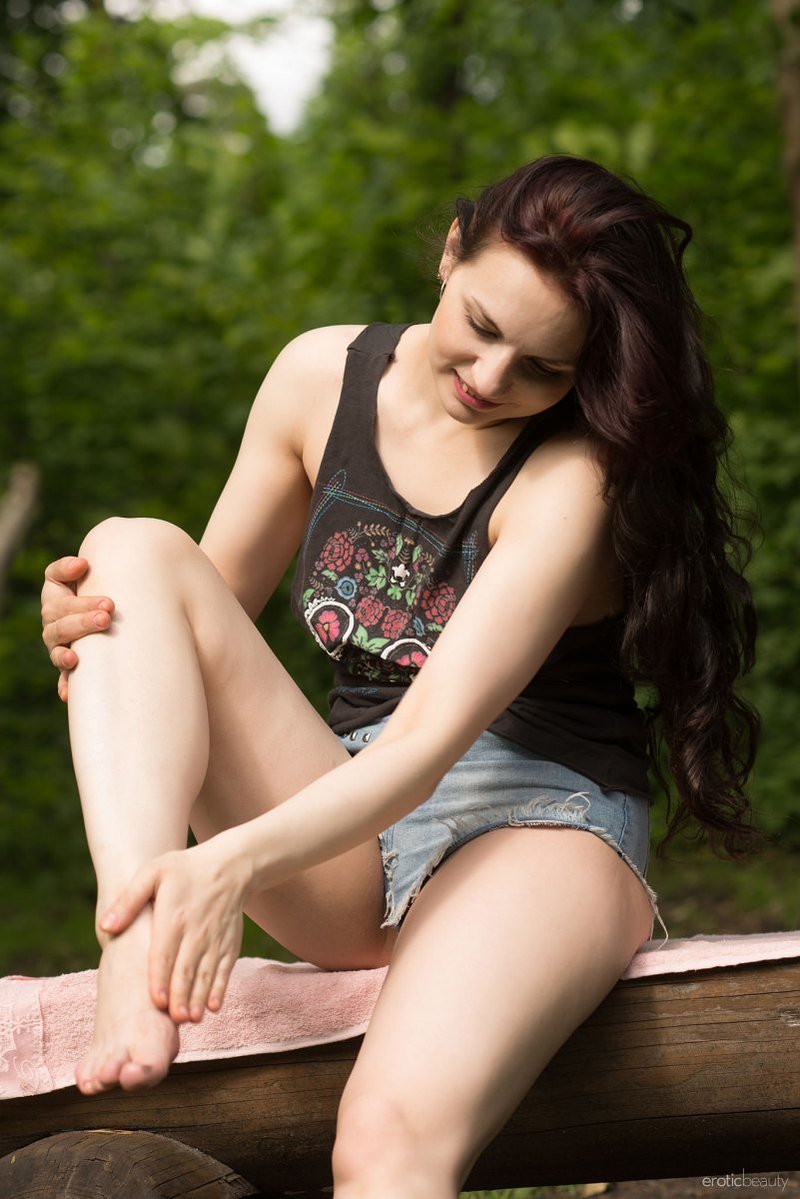 Ирочка, 22 года, 0 размер груди